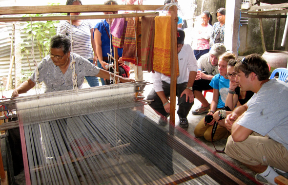 Tissage de tissu traditionnel